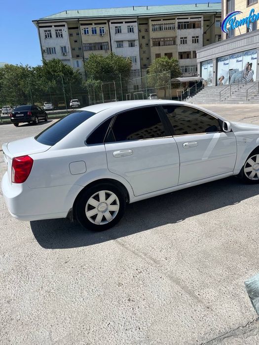 Chevrolet Jentra — yaxshi holatda!