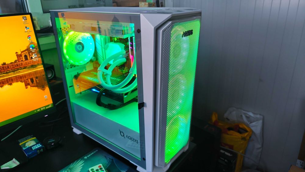 НОВ Gaming компютър с 8/16-Ядрен Ryzen 7 / 32Gb RAM / RTX 3060 12Gb