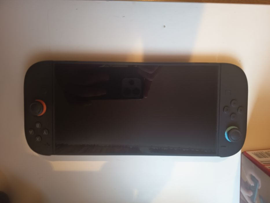 Vând Nintendo switch 2