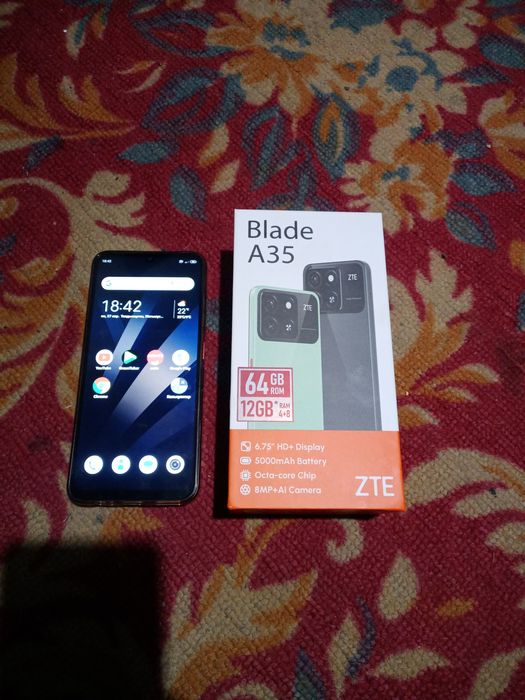 Продам смартфон ZTE