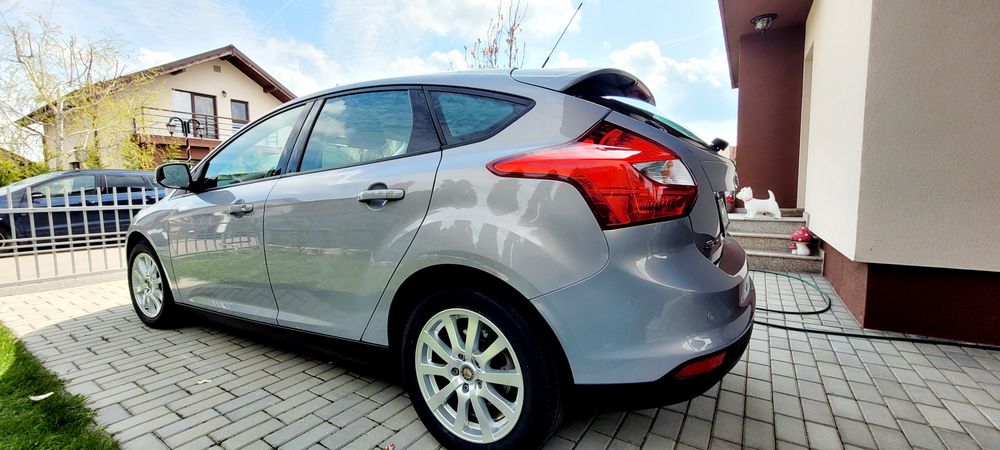 Vand Ford Focus 3 an 2014 km reali