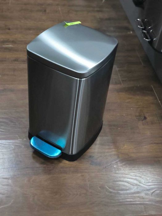 Ведро для мусора, урна MyGuess 30л / Musor chelak, urna 30L