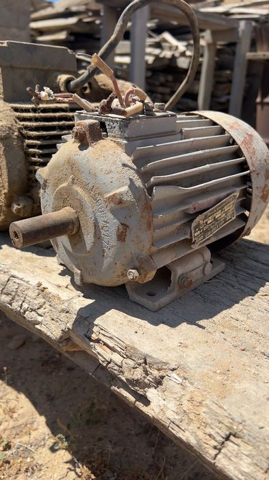 Электродвигатель