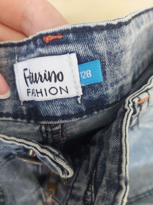 Продам вещи мальчика 6-7 лет