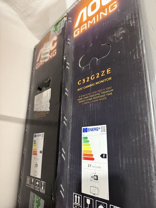 Doua Monitoare AOC 240hz 31.5inch 0.5ms