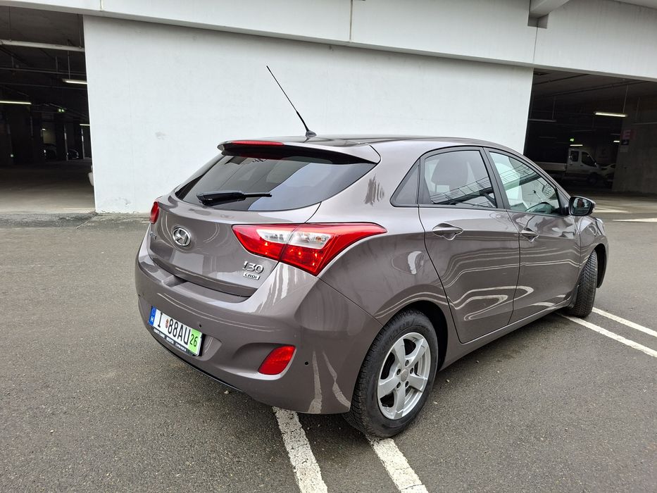 Vand Hyundai Y30