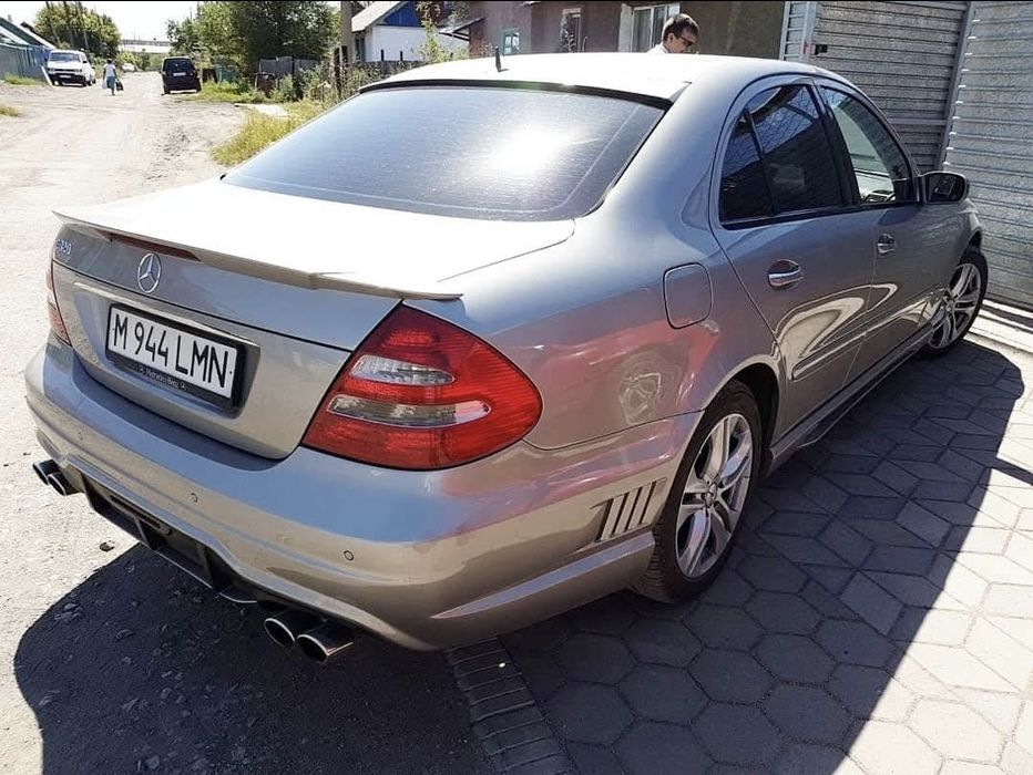Mercedes W211 Wald Black Bison передний бампер