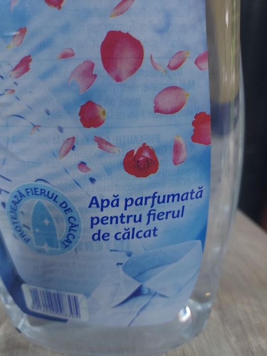 2 buc Evrika Apa Parfumată pt.Fierul de Calcat  1L/sticla