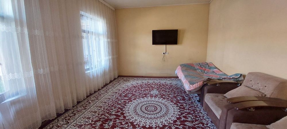 Raysentr Dalaguzarda 4 sotix xovli uy sotilmoqda Fayzli xovli joy