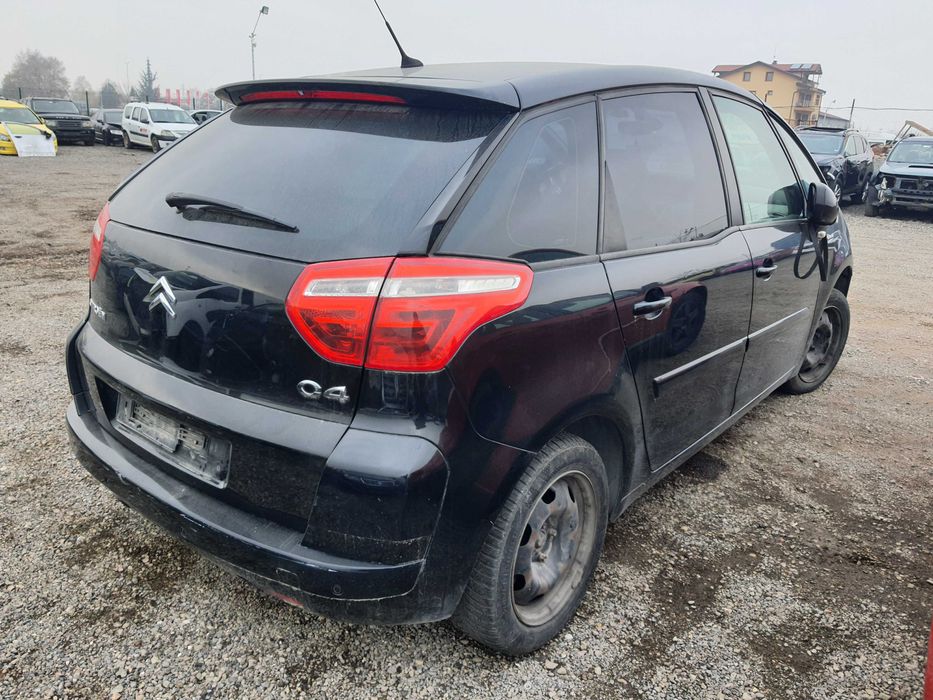 На части! Citroen C4 Picasso 1.6i