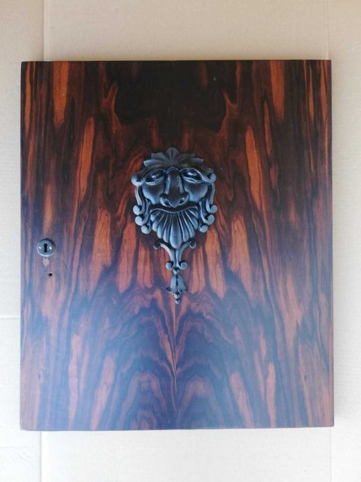 Старинни мебели Пловдив