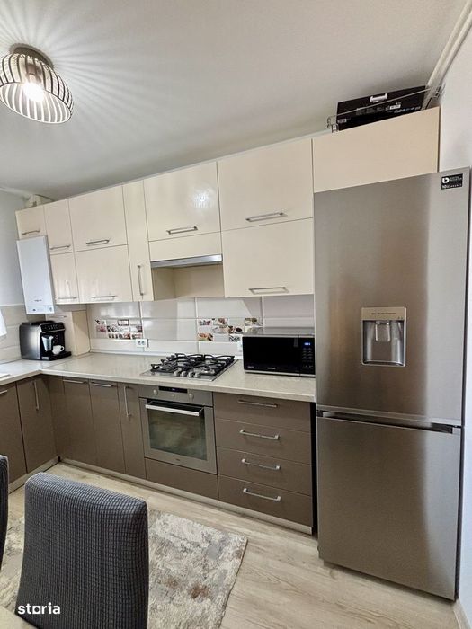 Apartament 3 camere | Grădină privată + parcare | Tractoru – Coresi