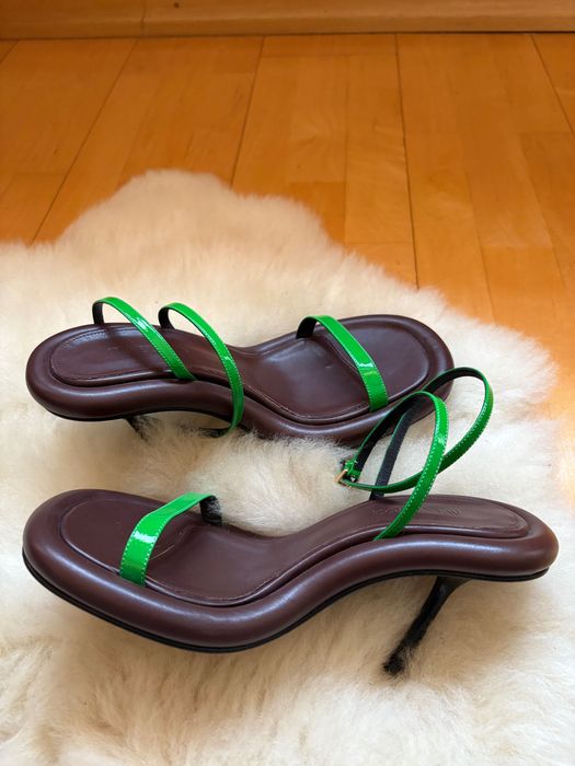 JW Anderson токчета