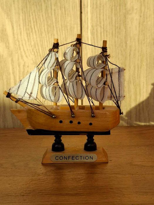 фигурки/ украшения для дома