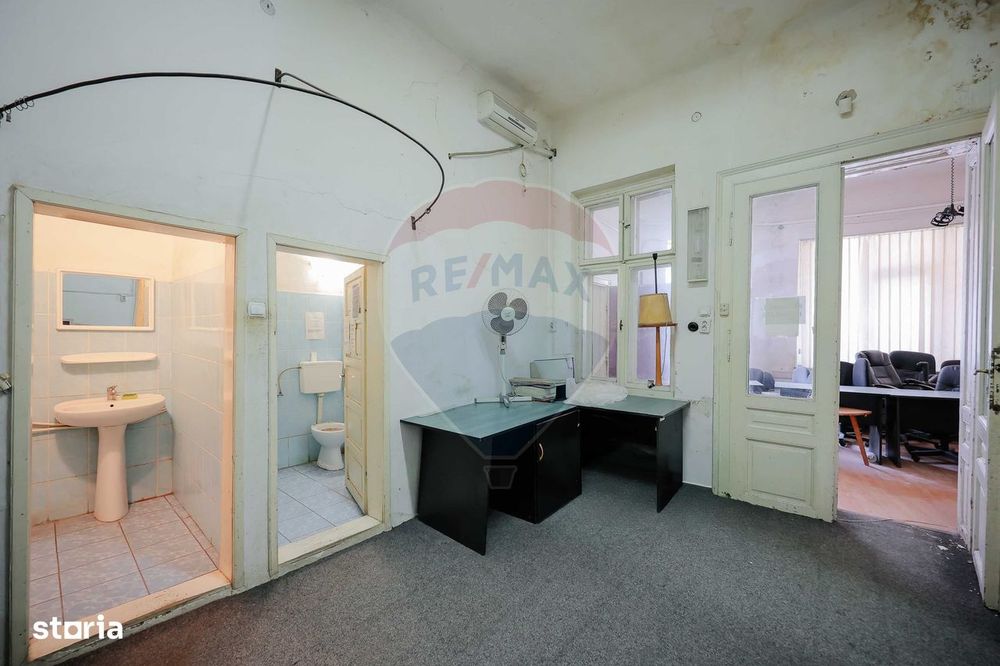 Apartament de vânzare cu 3 camere, str. Cuza Vodă, ultracentral