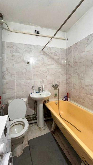 Продаться квартира малосемейка