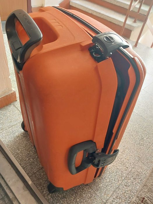 SAMSONITE/ RONCATO Italy Големи куфари с 4 колела