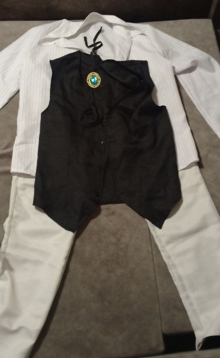 Продам косплеи срочно!