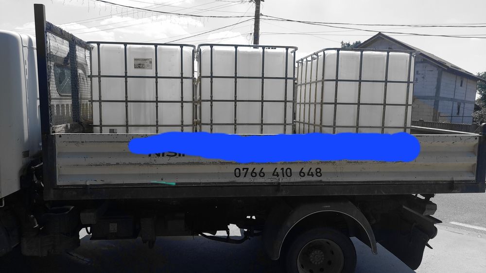 Bazin 1000L din plastic cu suport metalic.