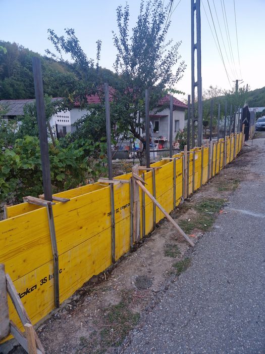 Constructii / Garduri / Case / trotuare / termosistem / Fier fasonat