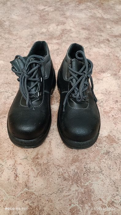 Рабочая обувь, летняя