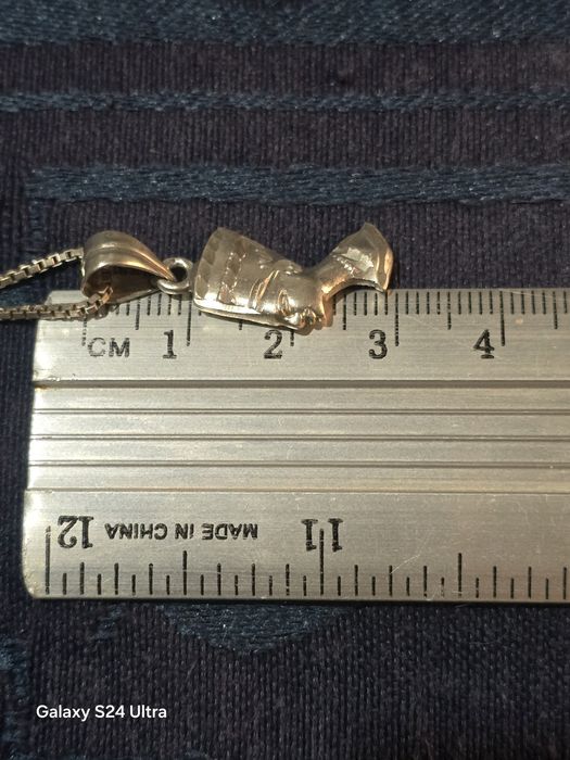 Сребърен синджир с висулка.  44см.