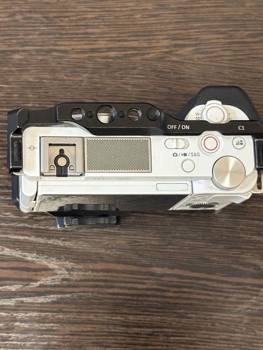 Sony ZVE-10 Mark I