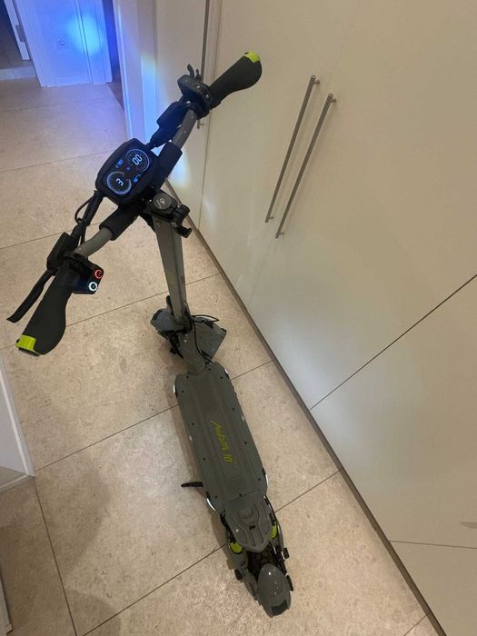 Mukuta 10+ dual motor - Електрическа тротинетка (само на 215 км)