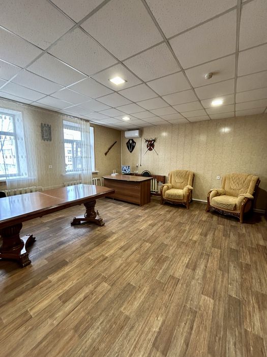 Офис в аренду. 3 кабинета