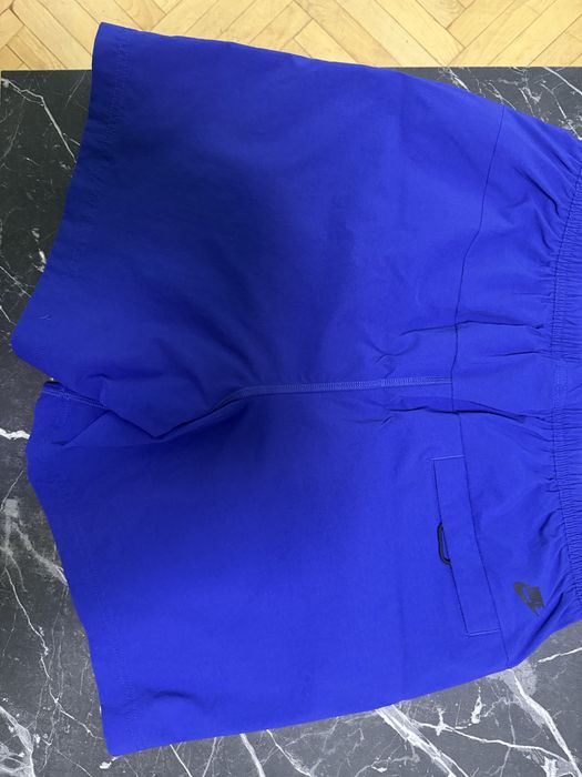 Продавам Nike Tech Fleece къси гащи
