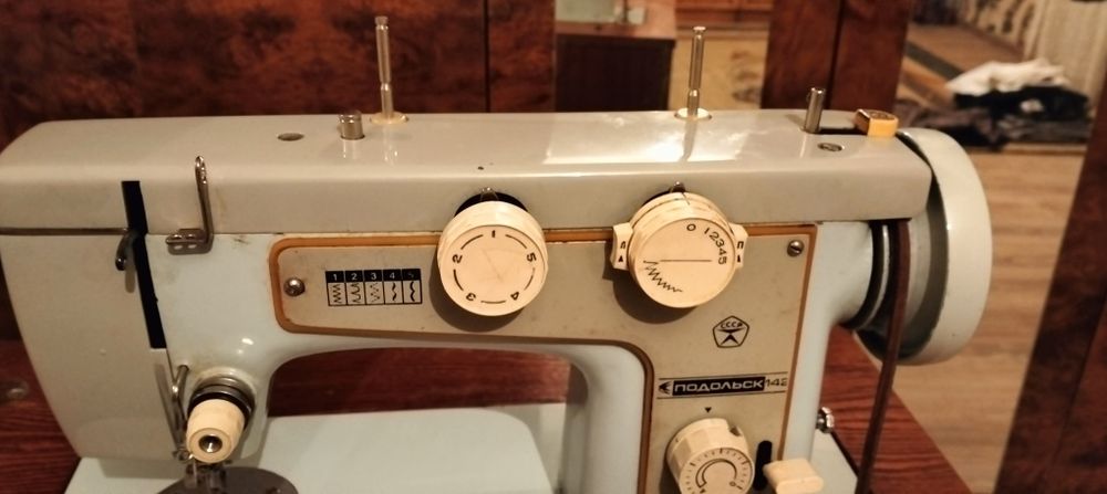 Швейная машина "Подольск"