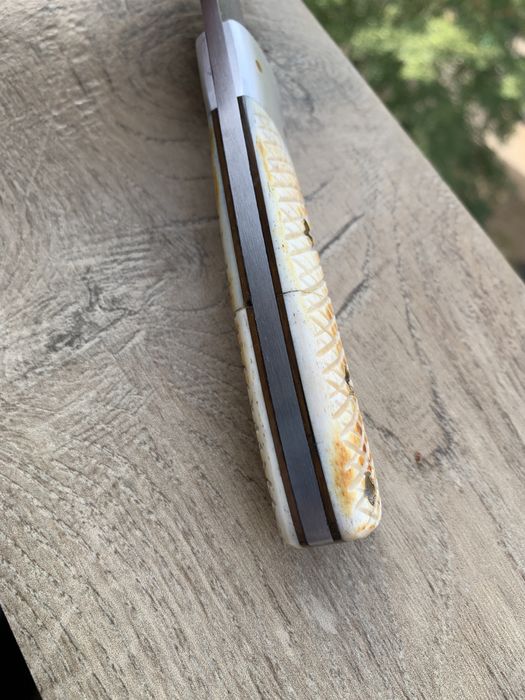 Ръчно правен нож