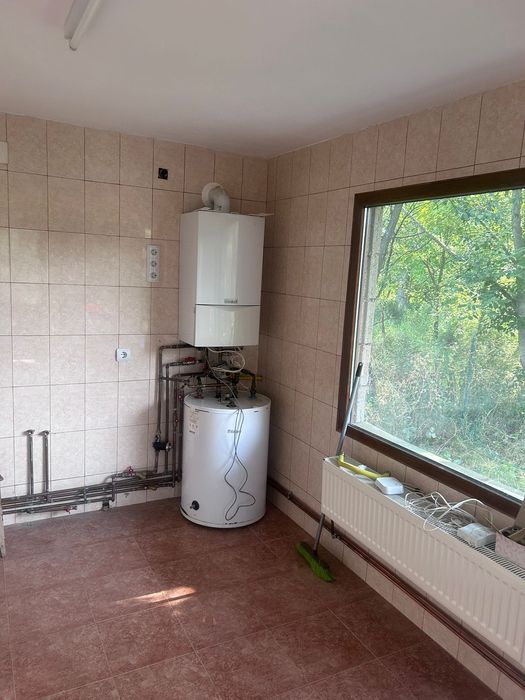 Casă Nouă + 5.760 mp Teren în Rădești, Argeș