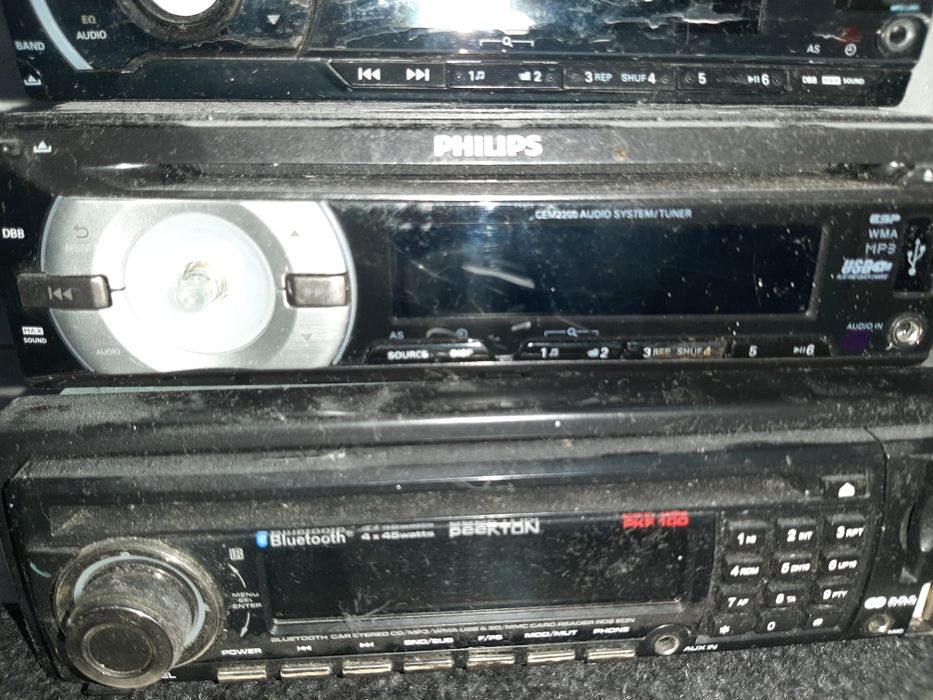 Vind casetofoane auto