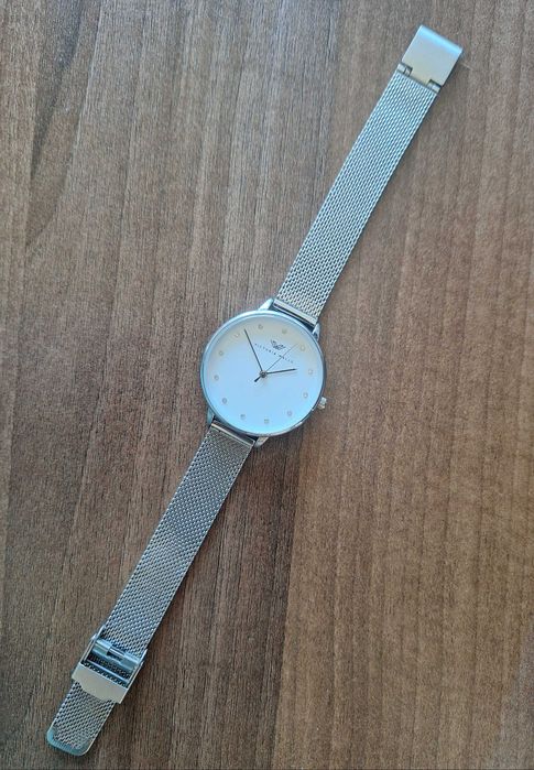 Ceas de gala lux pentru dama Victoria Walls Silver Mineral Glass