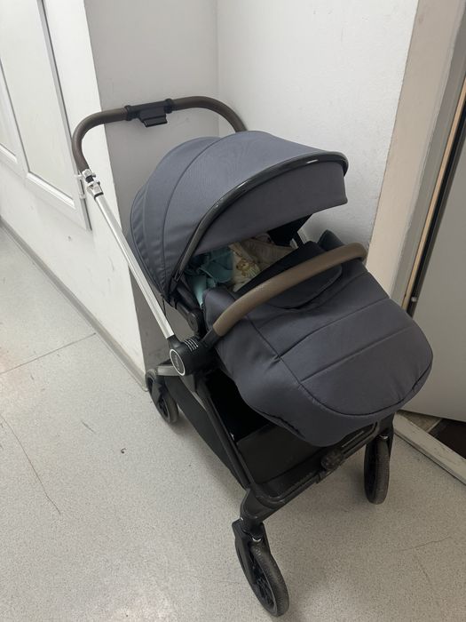 Продам Коляска kidilo D900