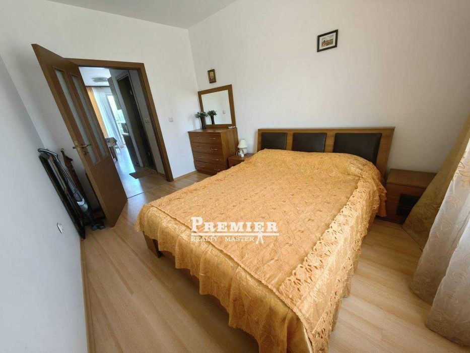 Продава се Двустаен апартамент в Бургас, Акациите - 54 кв.м за 1297 €/кв.м - Снимка #1