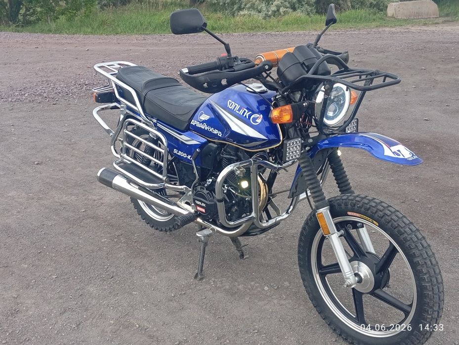 Продам мотоцикл 200куб