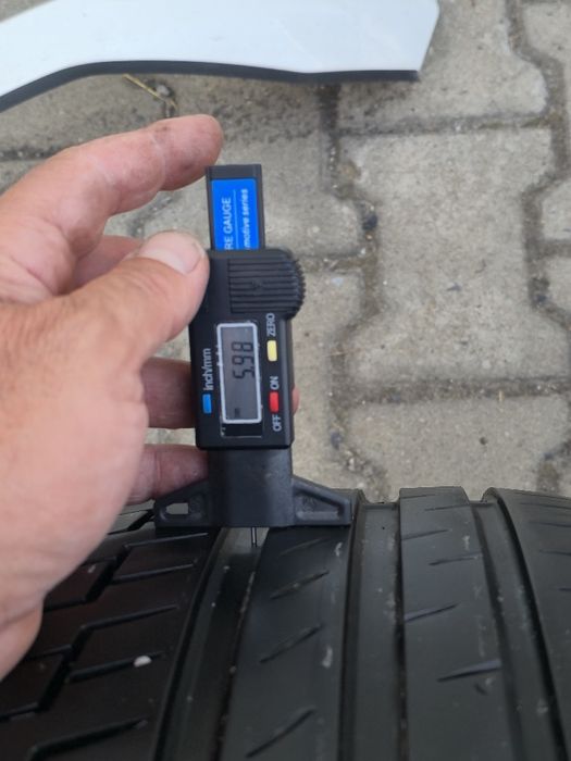 225 50 18 Continental