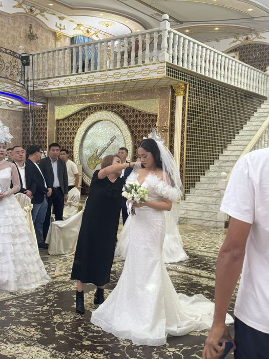 Свадебное платье