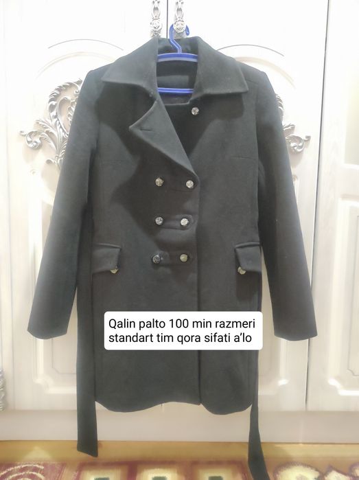 Ayollar kiyimi sotiladi