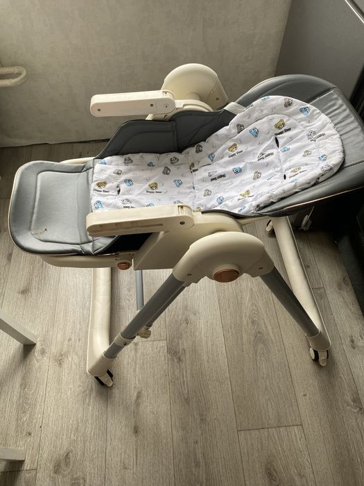 Продам стульчик детский