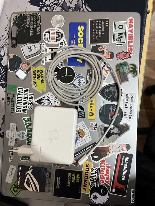 Macbook pro m1 pro 2021 года