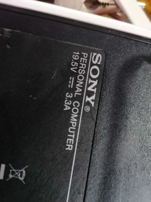 Sony vaio SVE151J11M