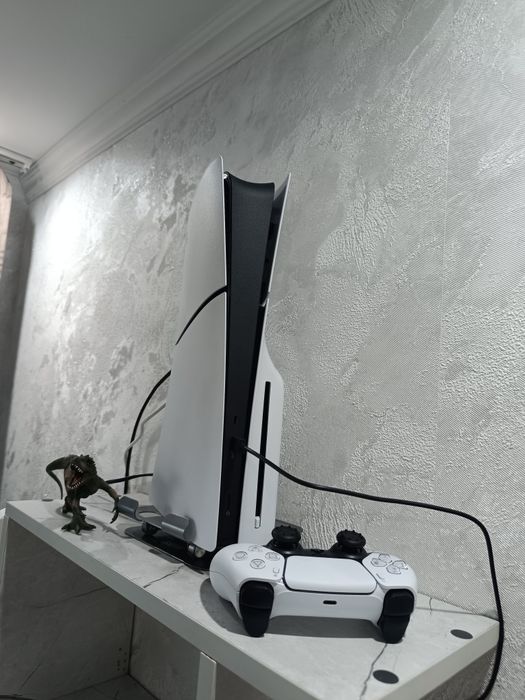 Продам Playstation 5 Slim