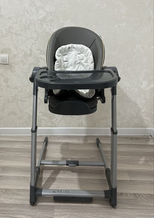 Продам стульчик доя кормления