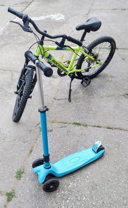 Vând bicicletă şi trotinetă