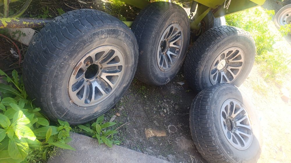Диски с резиной срочно продам