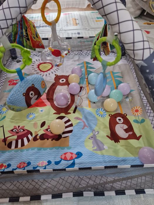 Бебешка гимнастика Kikkaboo