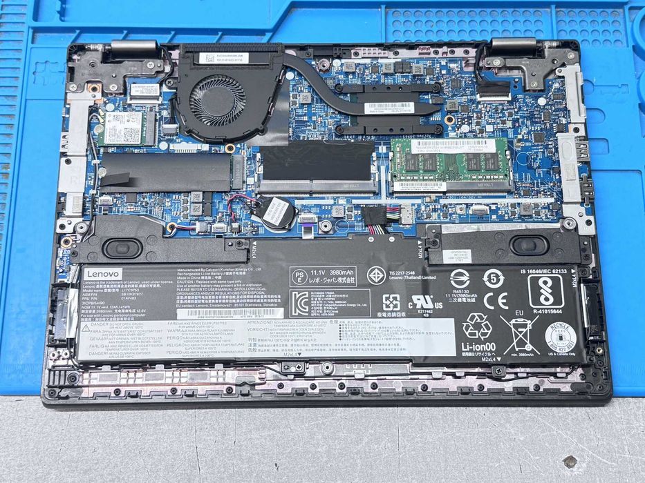 Реновиран лаптоп Lenovo ThinkPad L380 13.3" IPS i5-8250U 8GB DDR4 260GB M.2 Nvme/ клас А/ 12м гаранция